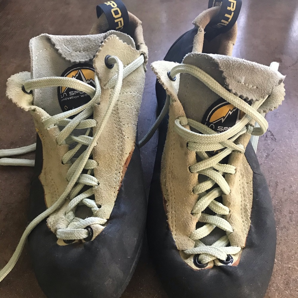 La Sportiva Mythos Climbing Shoes